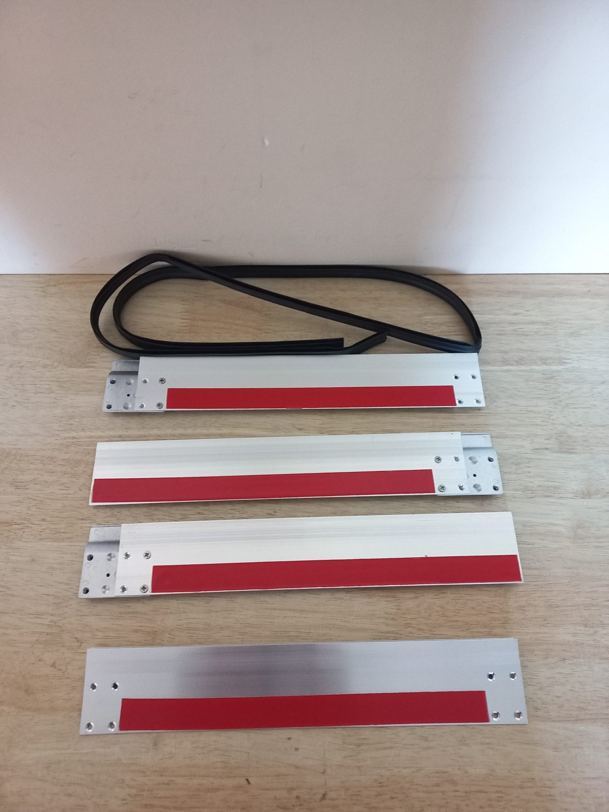 Metal Door Bottom Seal, 4 x 28 cm - Image 11