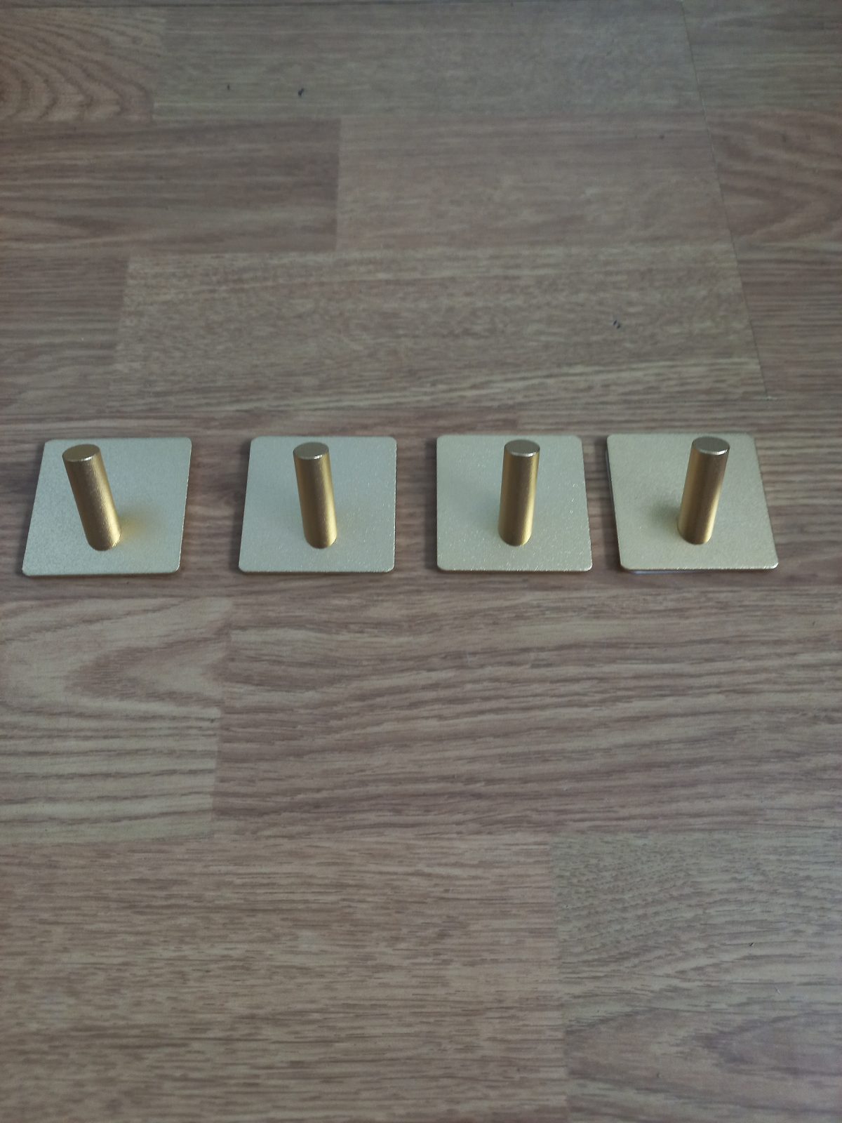 Self-adhesive hooks 4 pcs. aluminum (gold) - Image 8