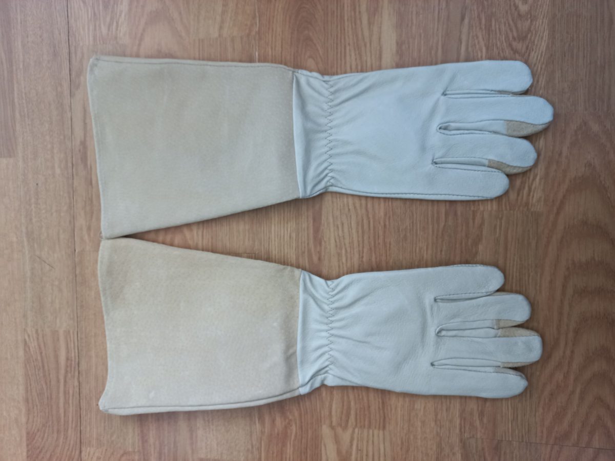 Long Garden Gloves  (leather) - Image 5