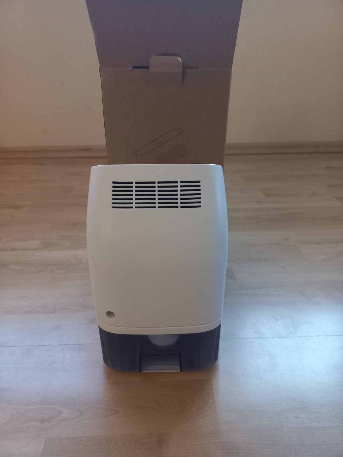 Hysure Electric Dehumidifier, 700 ml - Image 11
